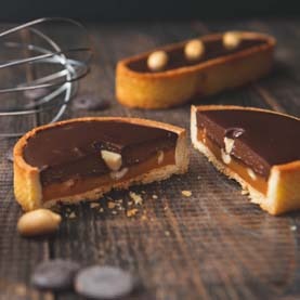 Salted Peanut Caramel and Chocolate Ganache Tarts